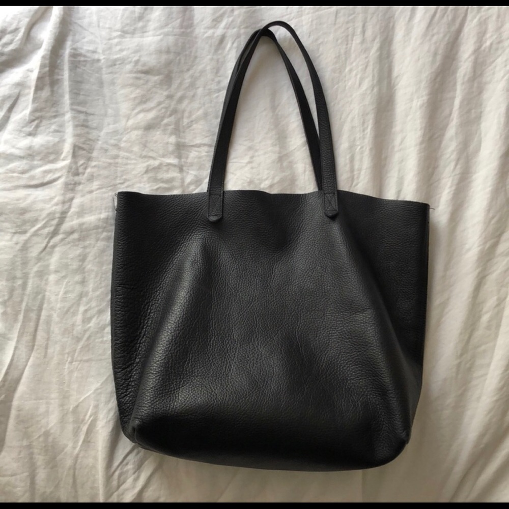 Cuyana Black Tote